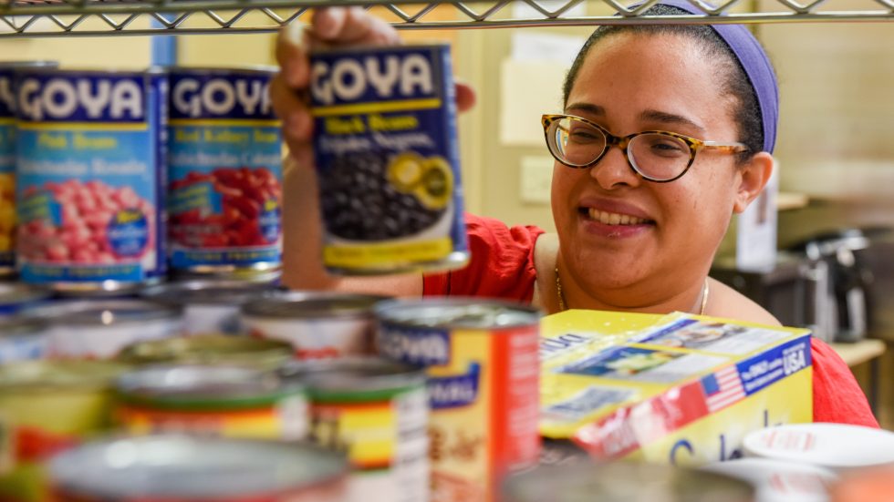 food-pantry-program-hispanic-center-lehigh-valley